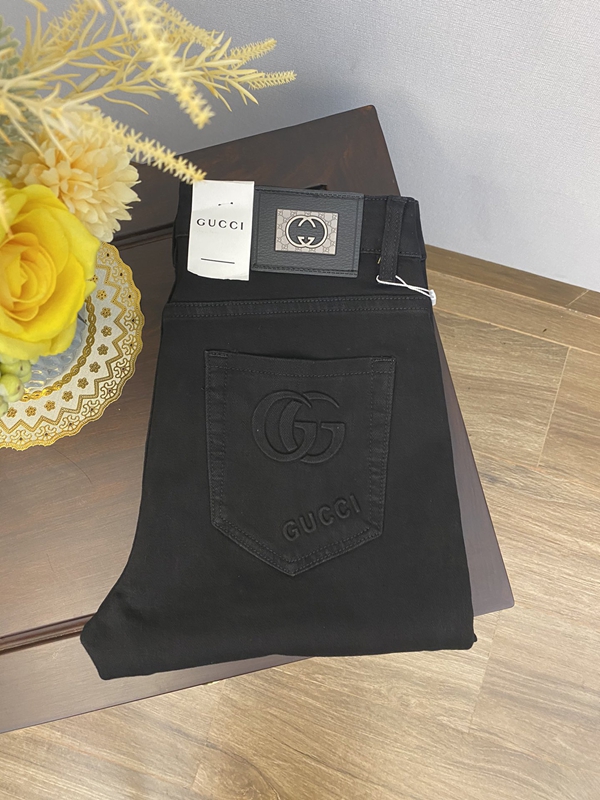 ブランドジーンズ正面デザイン